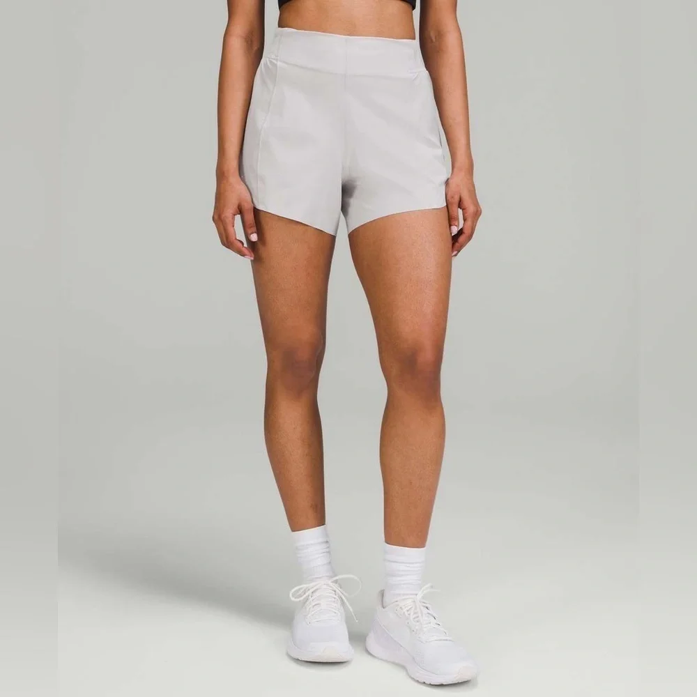 Lululemon Hotty Hot High-Rise Short 4